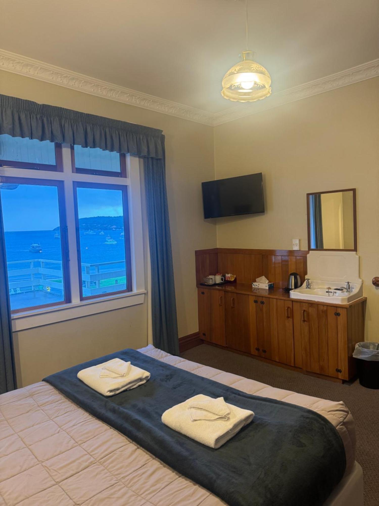 South Sea Hotel - Stewart Island Half-moon Bay Zewnętrze zdjęcie