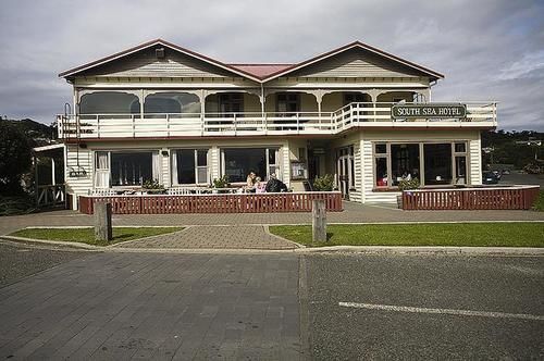 South Sea Hotel - Stewart Island Half-moon Bay Zewnętrze zdjęcie